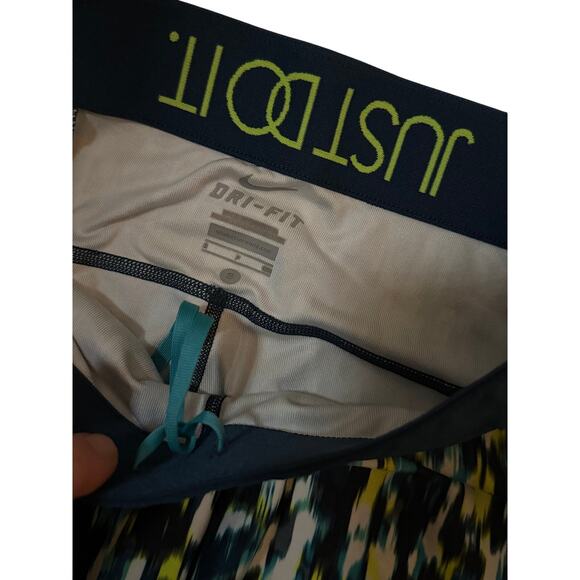 EUC Nike colorful capris red pink colorful sz S activewear yoga gym workout - Picture 3 of 6